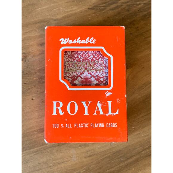 Royal 100% Plastic Playing Cards Red Washable LIKE NEW Vintage Bridge - Picture 2 of 10
